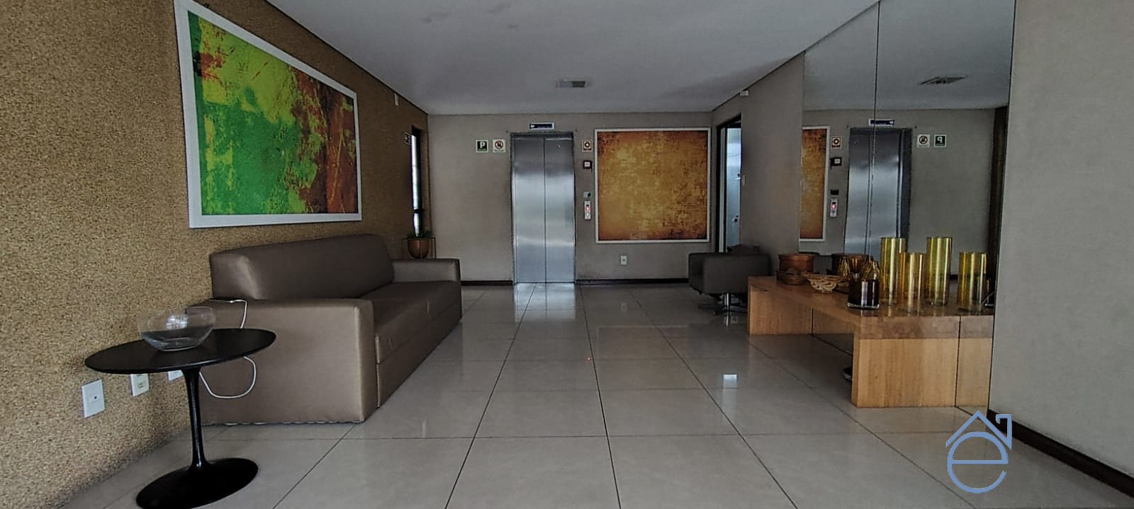 Apartamento à venda no Farol, 3/4 sendo 1 suíte, área de lazer, piscina, 79 m2 - Foto 2