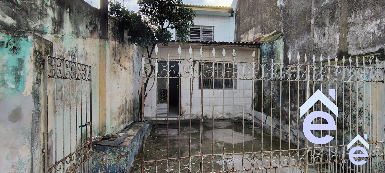 Casa à venda no Poço, 4/4, 2 wc com DCE, boa localização. - Foto 2