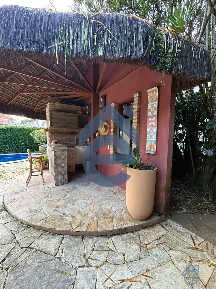 Excelente casa à venda no Condomínio Aldebaran Omega, 3 suítes, piscina,  418m2 - Foto 4