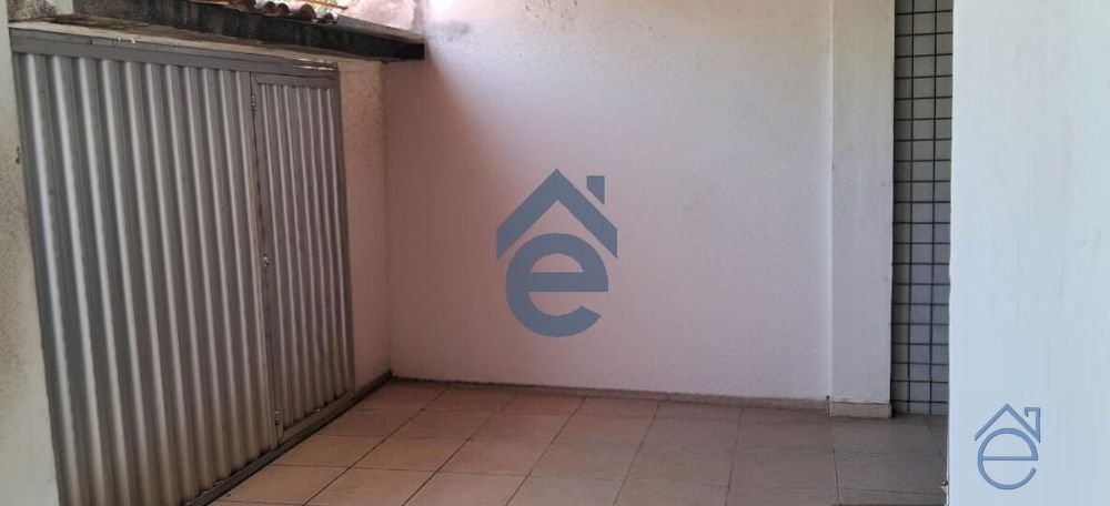 Casa na Jatiuca, 4/4, 2 salas, 2 vagas, ótimo investimento, prox Maceió Shopping - Foto 3