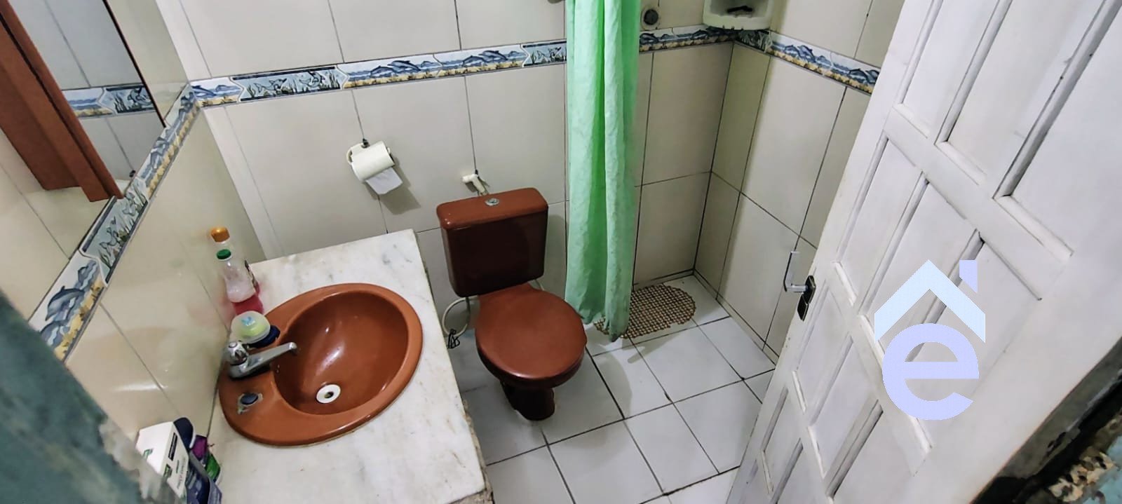 Casa à venda na Ponta Grossa, ótimo local, 2/4, salas de estar e jantar, 111m2  - Foto 7