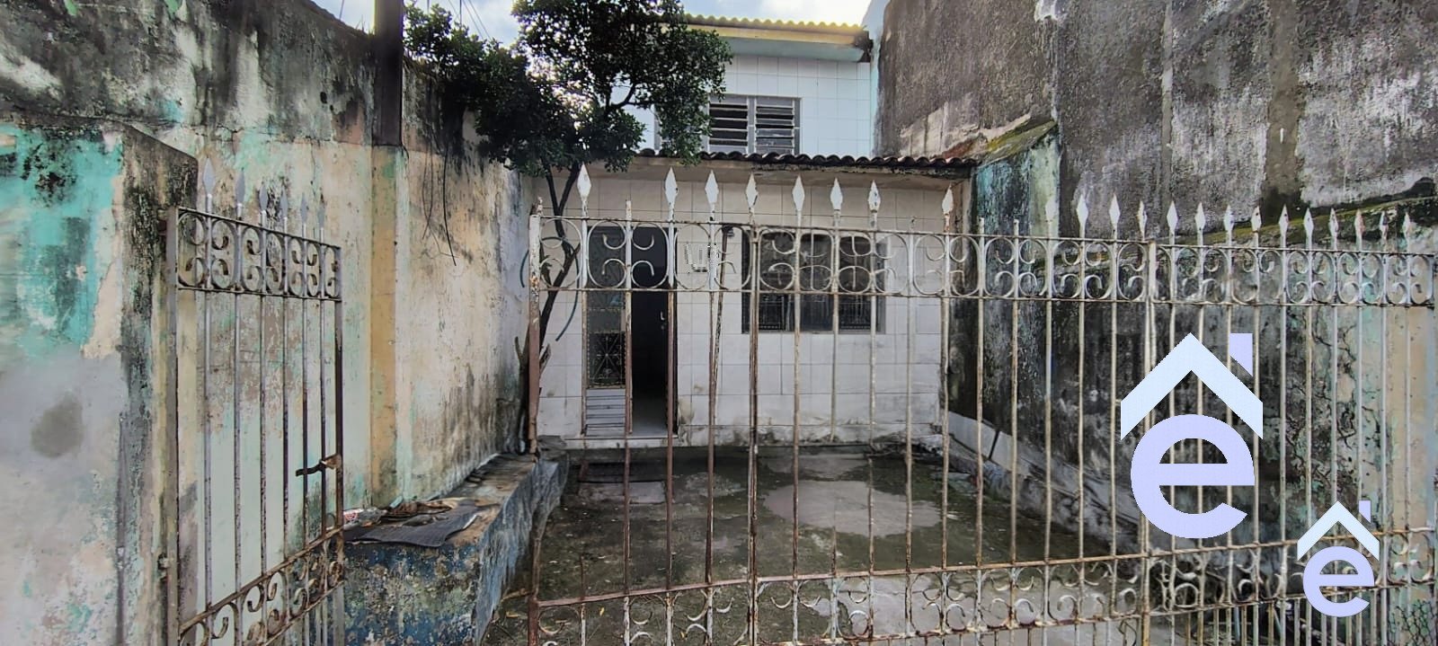 Casa à venda no Poço, 4/4, 2 wc com DCE, boa localização. - Foto 2